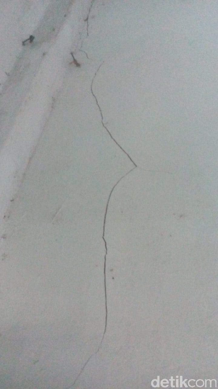 Gempa M 5,5 Guncang Mamasa Sulbar, Warga Panik Keluar Rumah